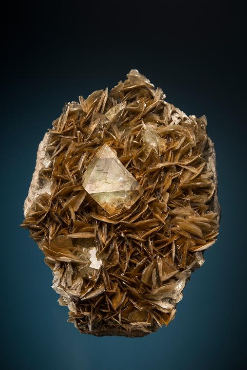 FLUORITE on MUSCOVITE